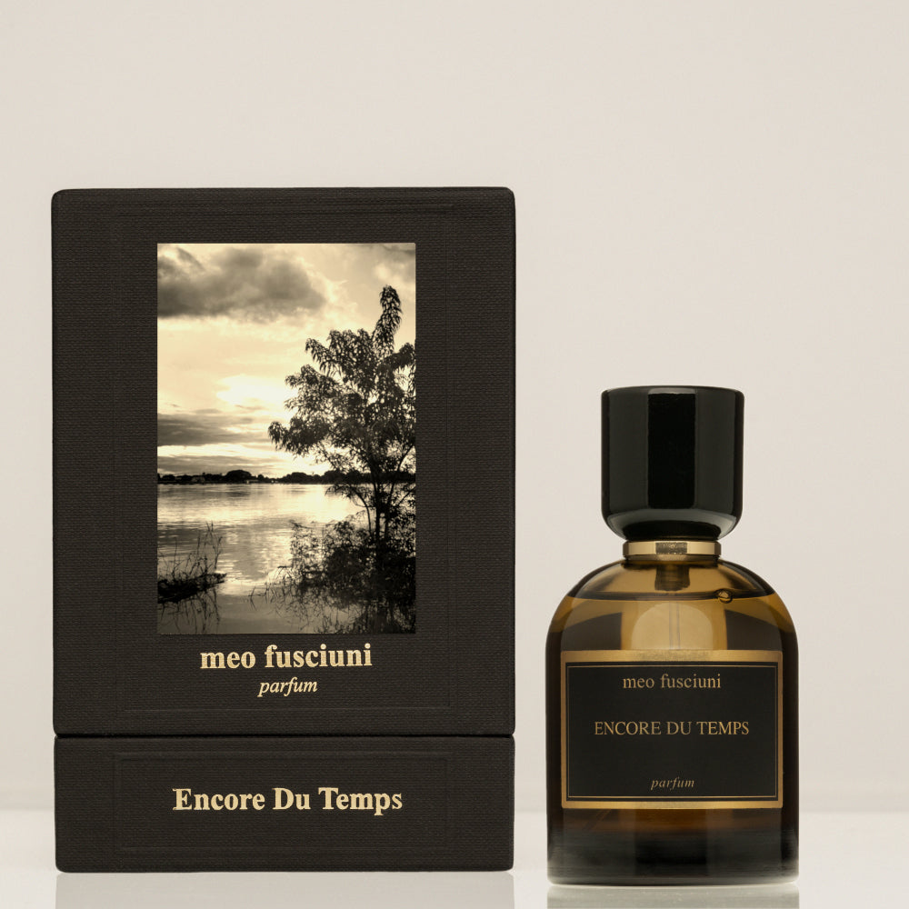 Encore du temps, un parfum floral et fruité, de la maison italienne Meo Fusciuni, à retrouver dans la parfumerie de niche KAMS PARIS