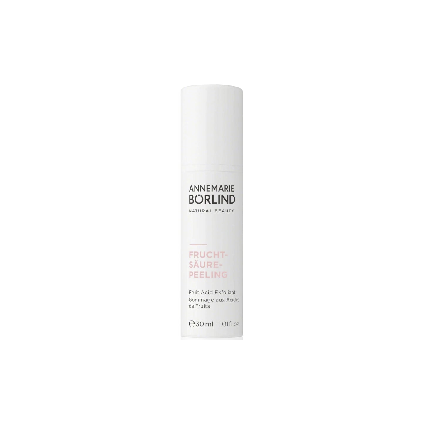 GOMMAGE AUX ACIDES DE FRUITS affine le grain de peau et élimine les cellules mortes. Disponible chez KAMS.