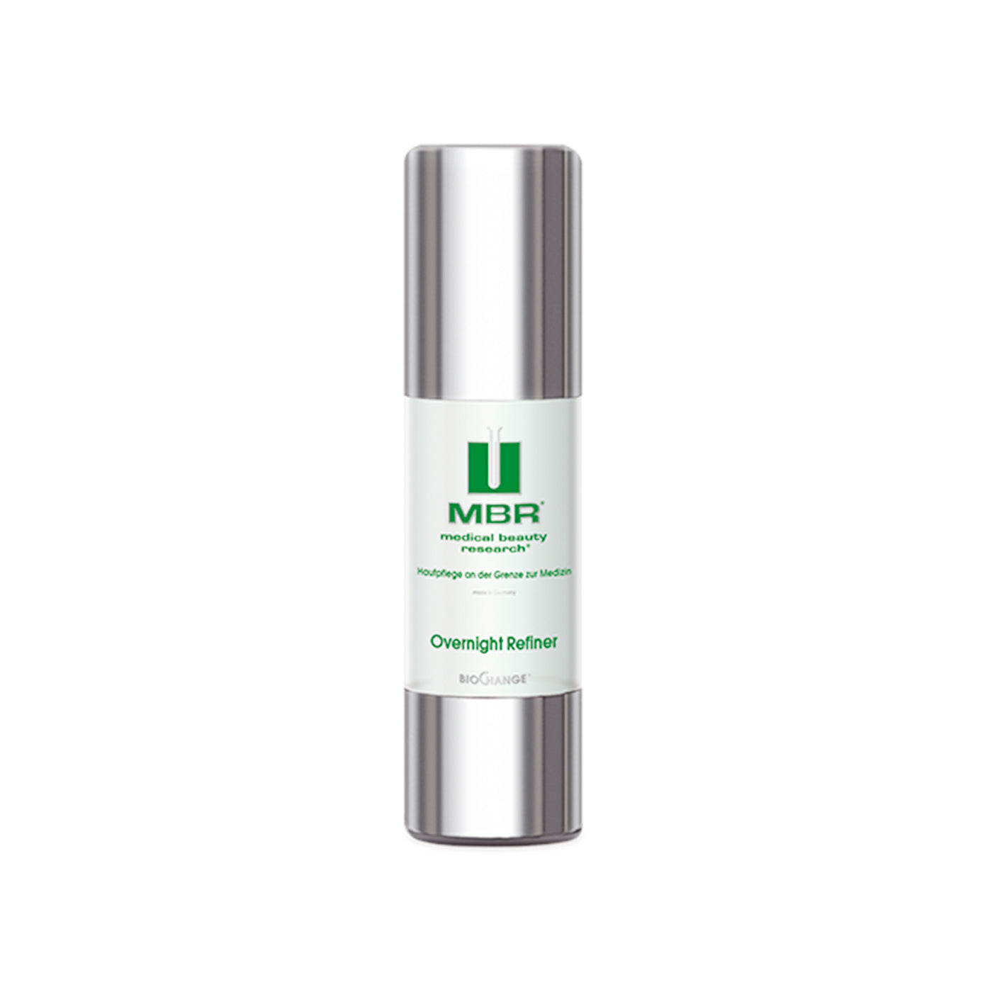 L'Overnight Refiner améliore la structure de la peau en stimulant la régénération cellulaire.