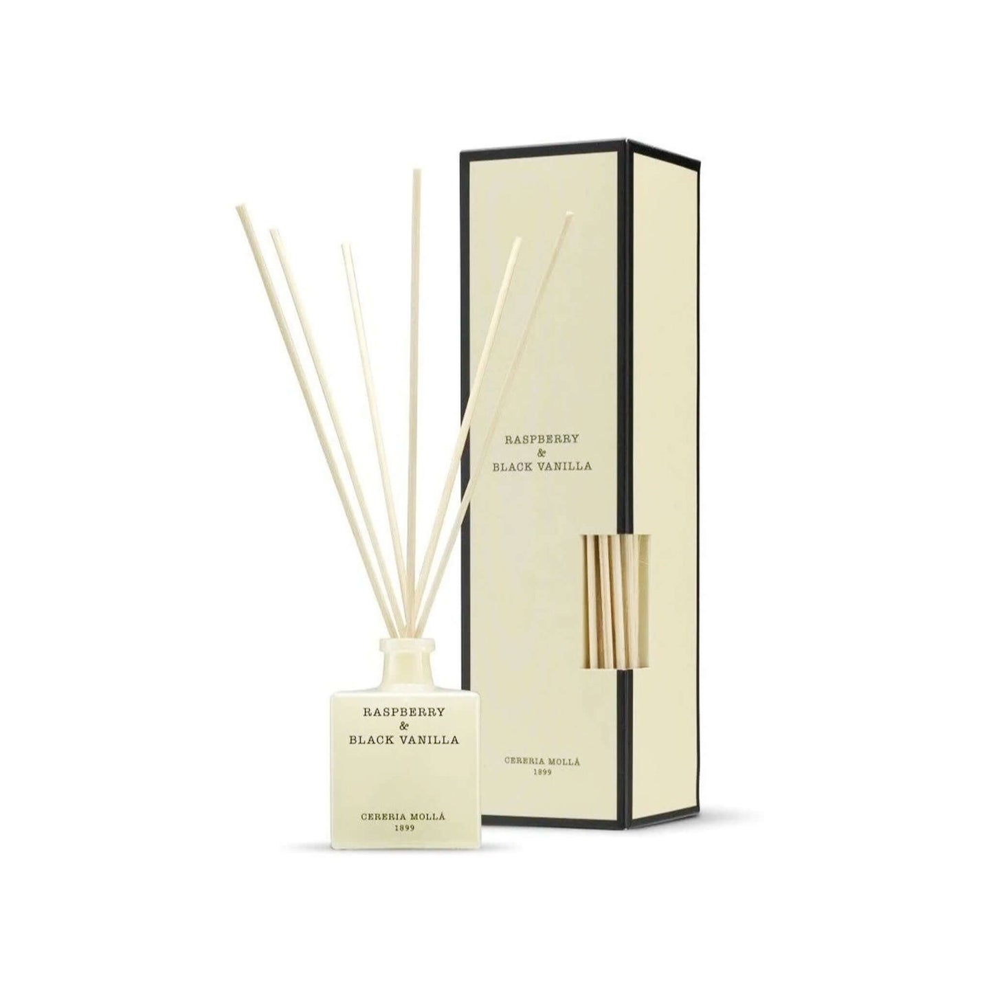 Raspberry & Black Vanilla Reed Diffuseur en fond blanc