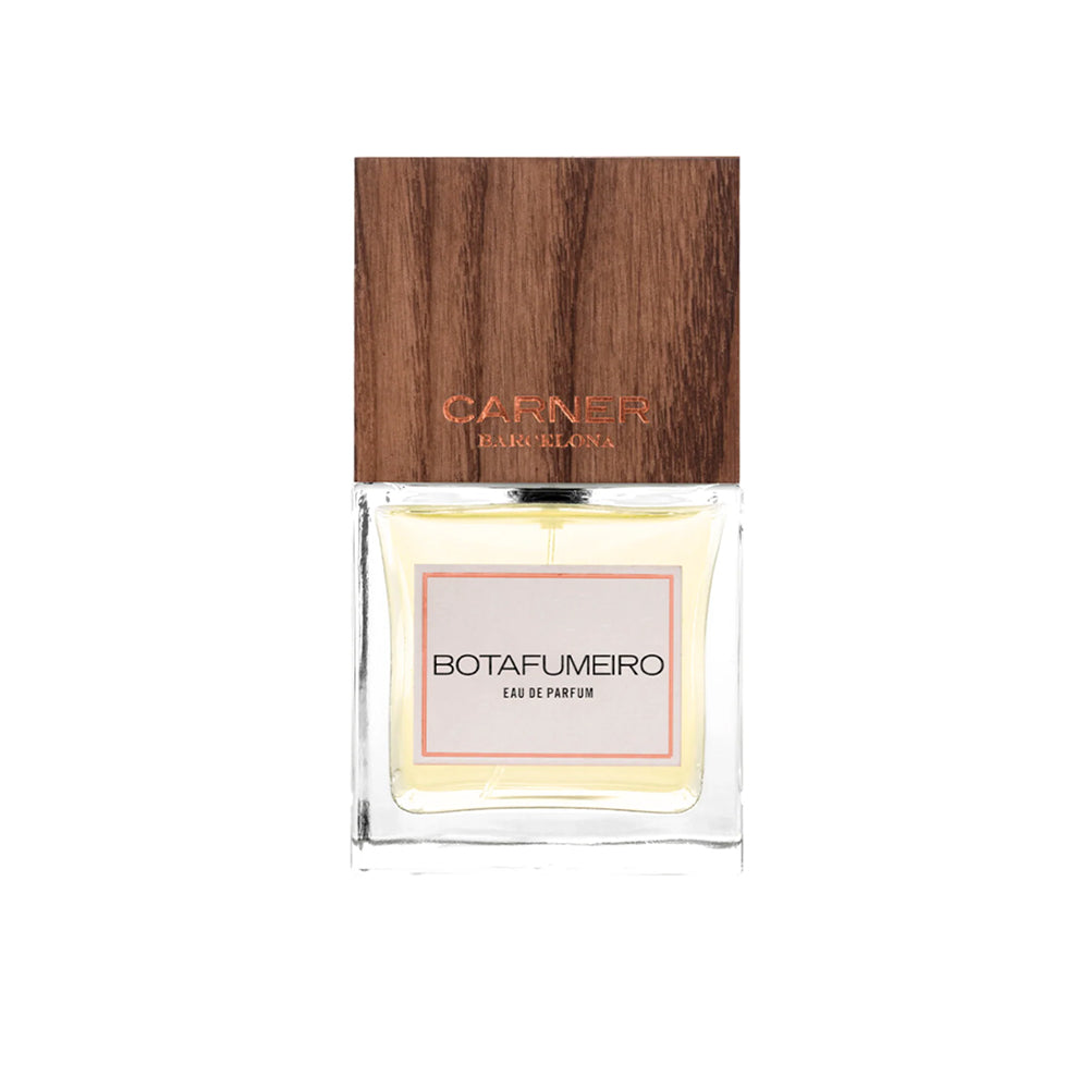 un parfum épicé et boisé de la maison espagnole CARNER BARCELONA, disponible dans la parfumerie de niche parisienne KAMS PARIS