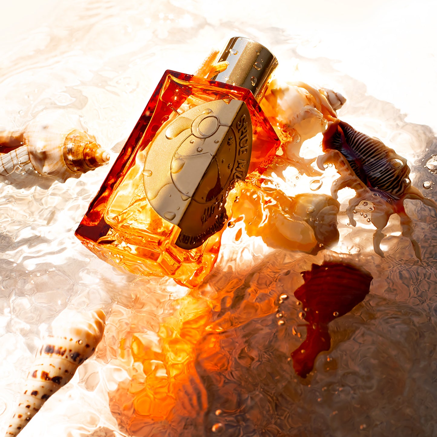 Spice Must Flow de la maison Etat Libre d'orange est disponible dans la parfumerie KAMS PARIS