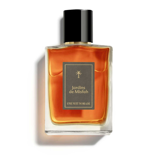 UNE NUIT NOMADE Jardins de Misfah en fond blanc