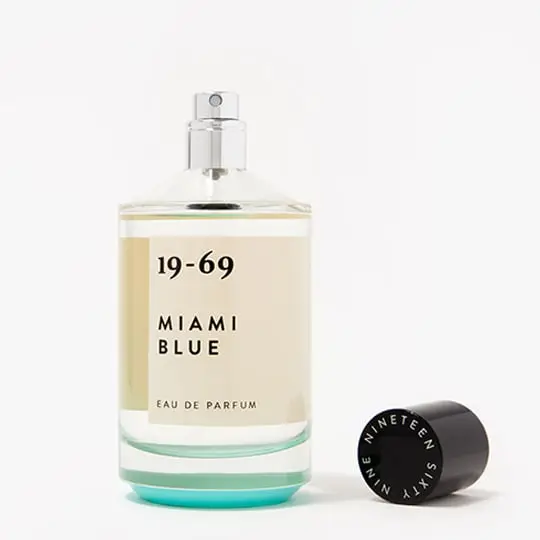 un parfum gourmand et épicé de la maison scandinave 19-69, disponible dans la parfumerie de niche KAMS PARIS