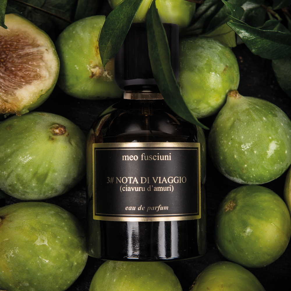 Ciavuru d'amuri, un parfum floral et vert de la maison italienne Meo Fusciuni, à retrouver dans la parfumerie de niche KAMS PARIS