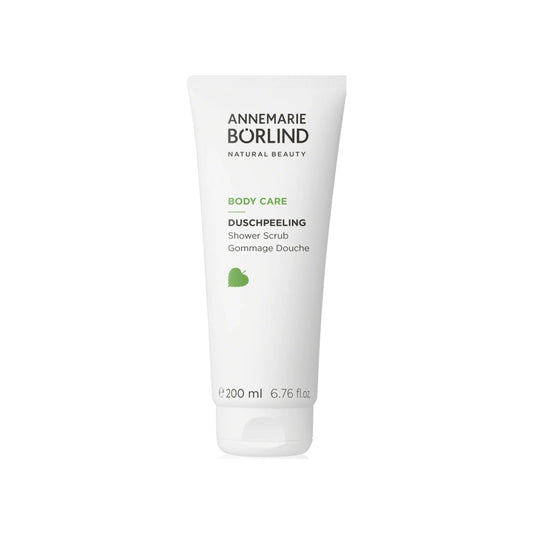 BODY CARE Gommage Douche Vegan hydrate, apaise et procure une sensation de peau lisse et soignée. Disponible chez KAMS PARIS.