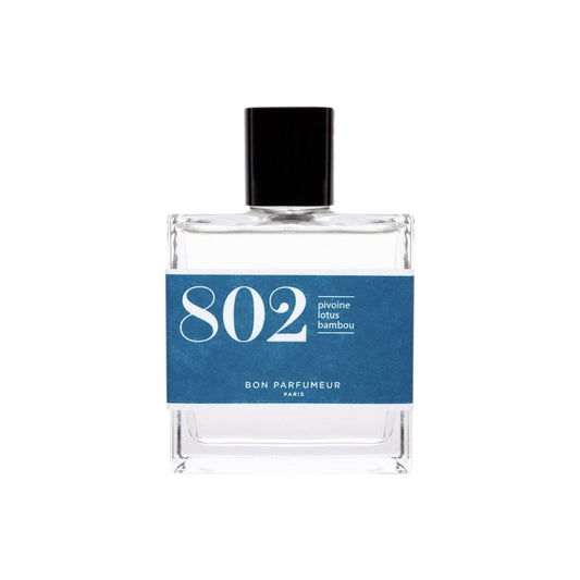 un parfum d'été aquatique et hespéridé à porter toute l'année pas cher, disponible chez KAMS PARIS