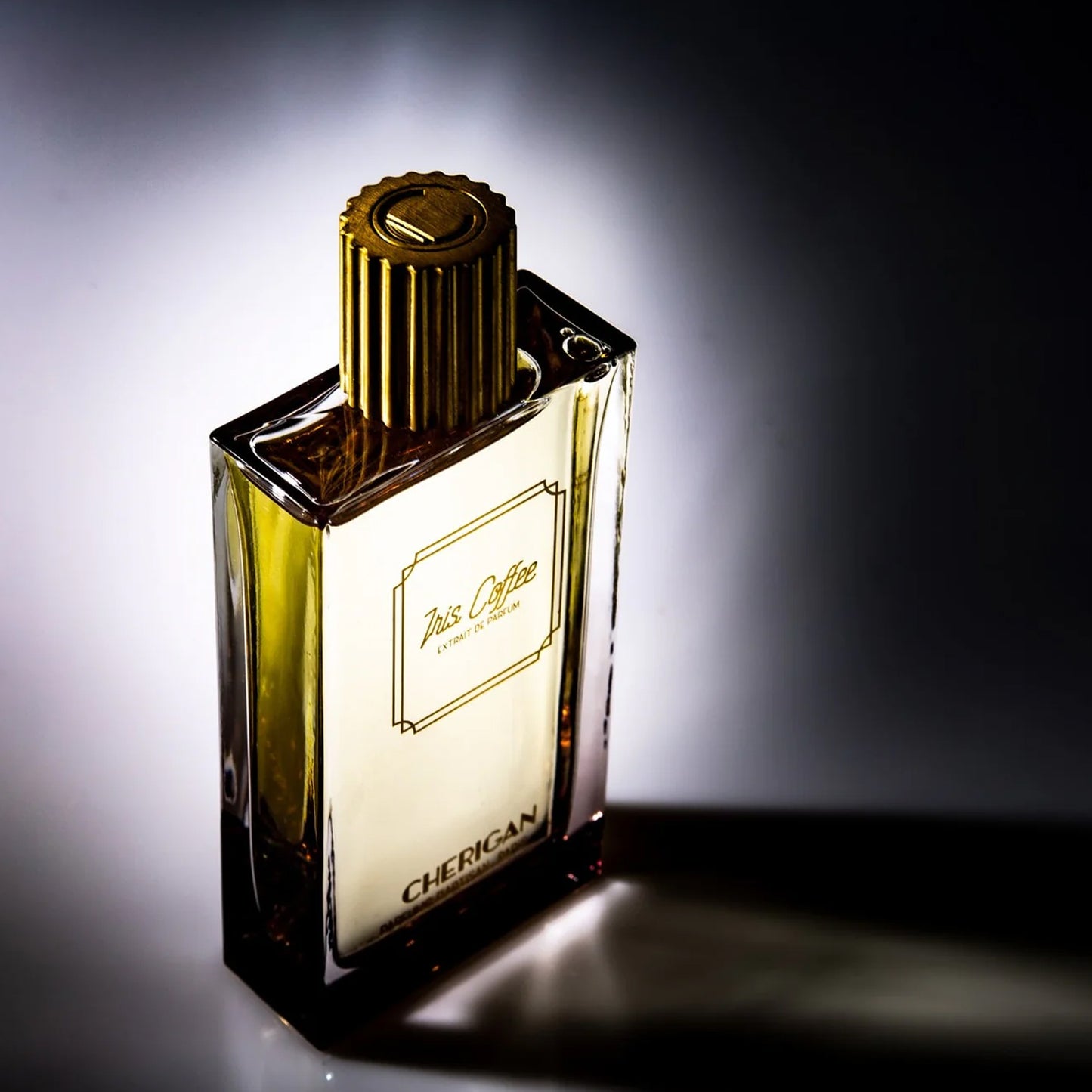 un parfum cuiré et musqué de la marque française CHERIGAN, à retrouver dans la parfumerie de niche KAMS PARIS