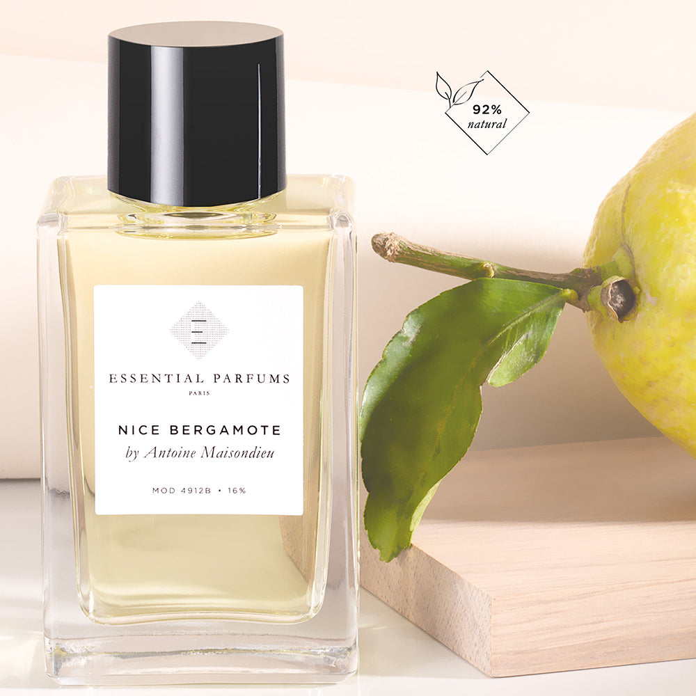 un parfum hespéridé et aromatique de la maison ESSENTIAL PARFUMS, disponible dans la parfumerie de niche KAMS PARIS