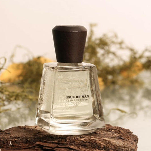 Isle of Man, un parfum hespéridé et boisé de la maison française FRAPIN, à retrouver dans la parfumerie de niche KAMS PARIS