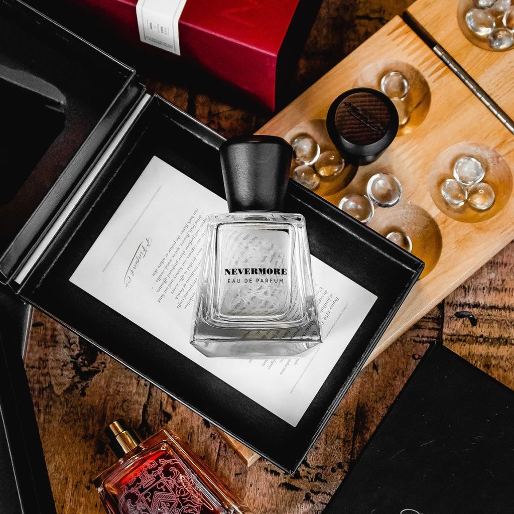 Nevermore, un parfum floral et boisé de la maison française FRAPIN, à retrouver dans la parfumerie de niche KAMS PARIS