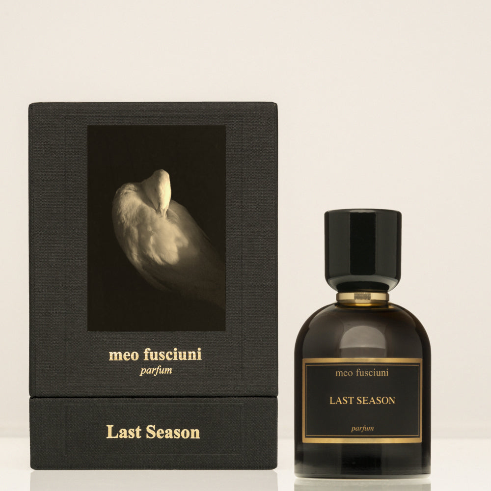 un extrait de parfum de la maison italienne Meo Fusciuni, une marque exclusive sur Paris dans la parfumerie de niche KAMS PARIS