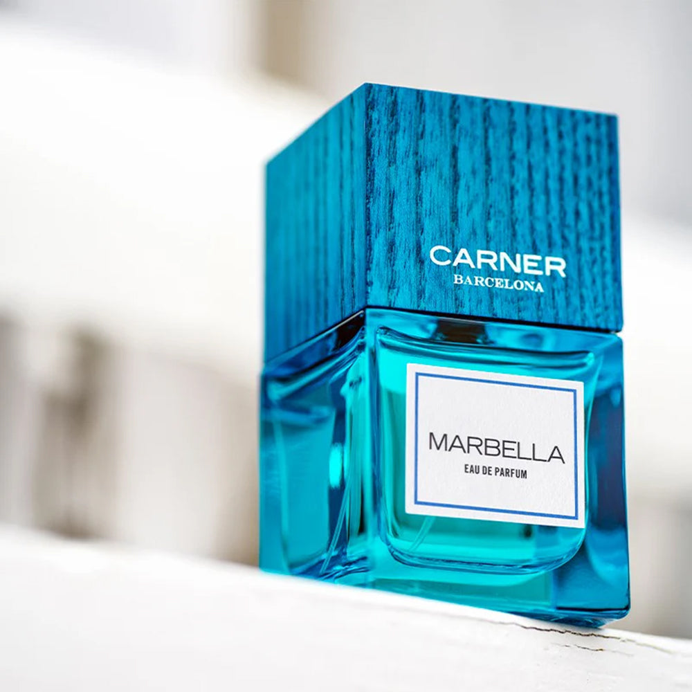 Un parfum floral et fruité de la maison espagnole CARNER BARCELONA, disponible dans la parfumerie de niche KAMS PARIS