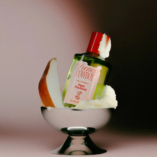 Pear Pavlova