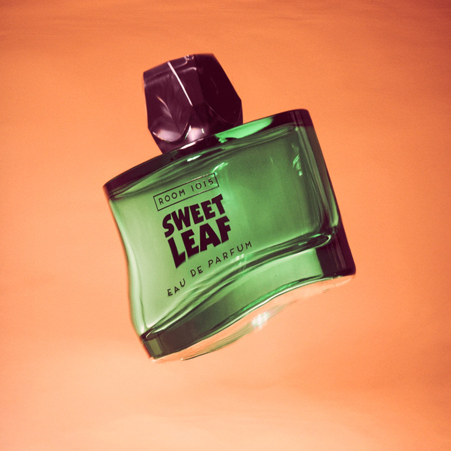 Sweet Leaf, un parfum hespéridé et épicé de la maison française ROOM1015, à retrouver dans la parfumerie de niche KAMS PARIS