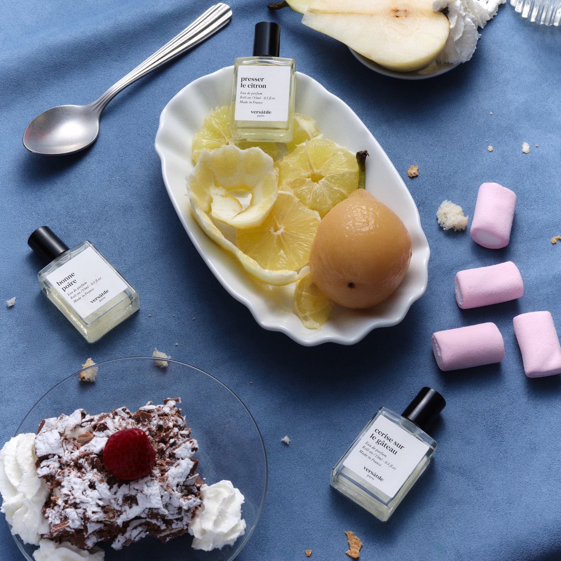Presser le citron de la maison française VERSATILE, disponible dans la parfumerie de niche KAMS PARIS